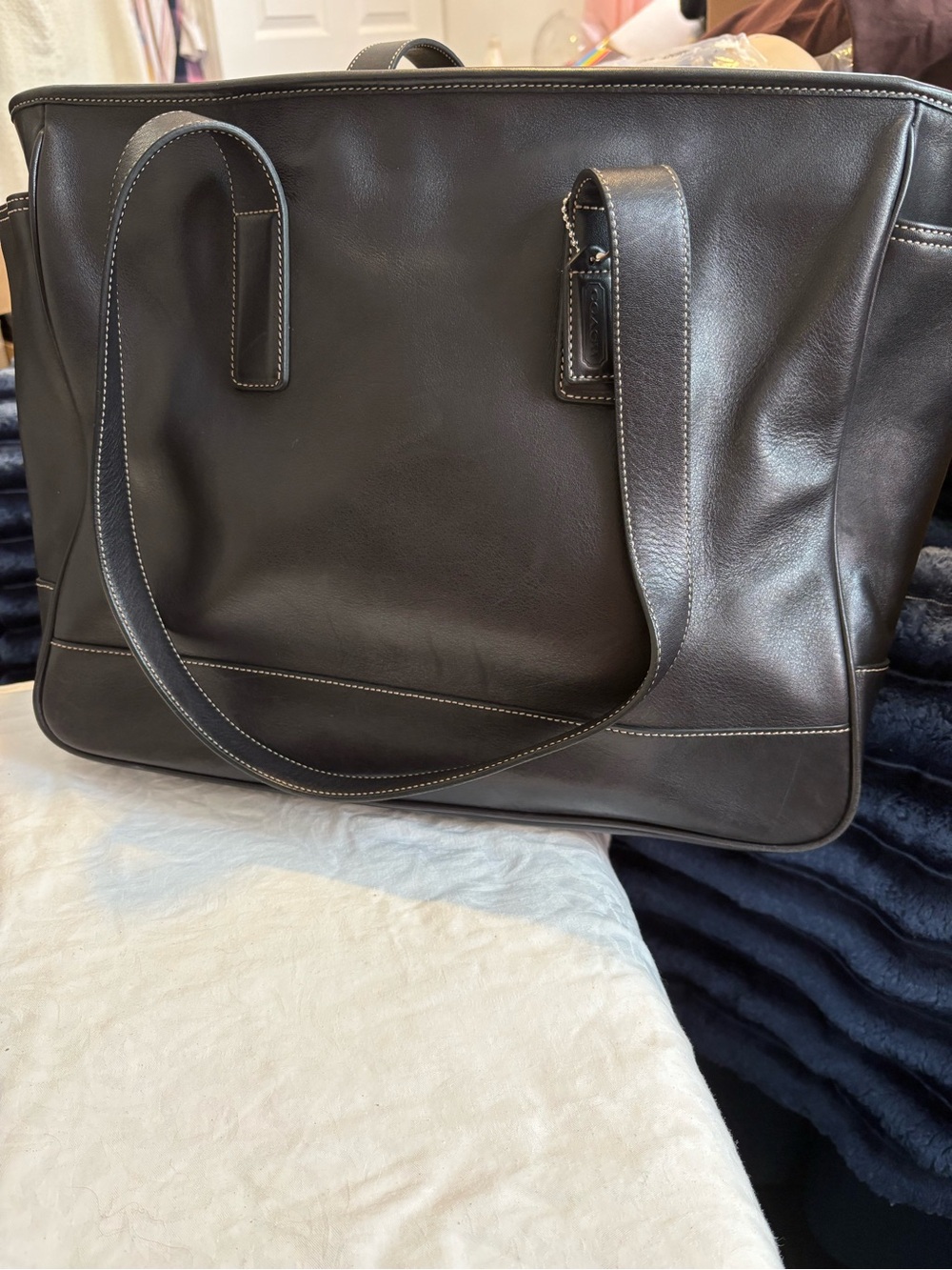 Vintage 2002 Coach Hamptons Black Leather Tote with Contrast Stitching